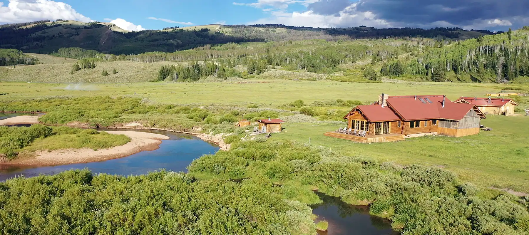 Wyoming Fly Fishing Lodges