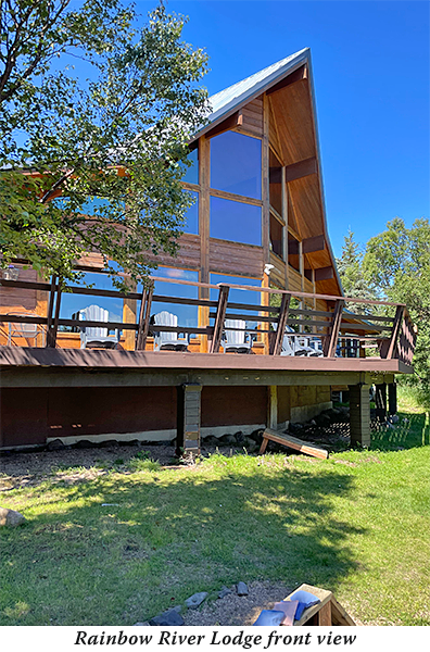 Rainbow River Lodge front view