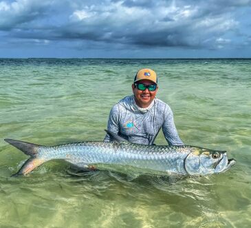 Guide with ESB Tarpon