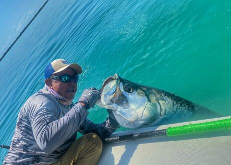 ESB Guide with tarpon